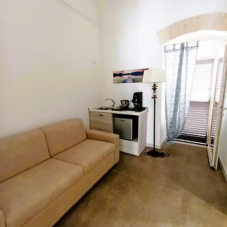 Vien Dal Mare باري